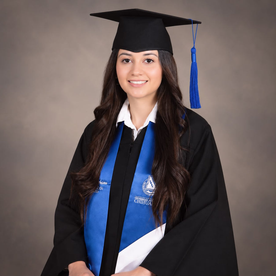 Daniela Isabel en su graduación